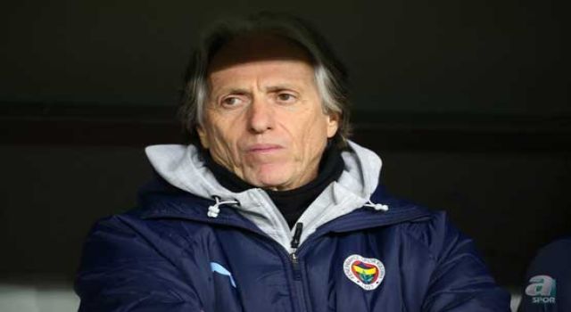 Jorge Jesus umudu kesti!.