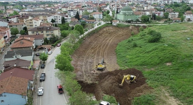 Derince'de Dere Islah Çalışması Yapılıyor