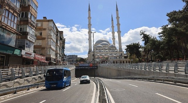 Maltepe Cumhuriyet Meydanı Altgeçidi hizmete açıldı