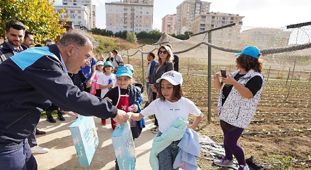 Kışlık Fideler Çocukların Elleriyle Toprakla Buluştu