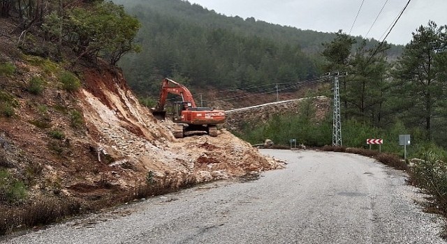 Alanya'da üç tehlikeli viraj kaldırılıyor