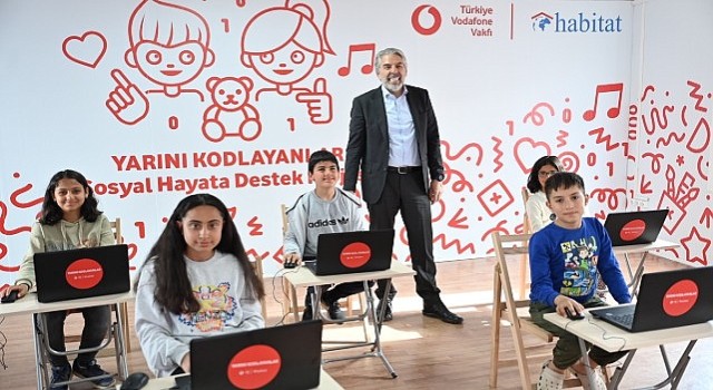 Vodafone Türkiye Çevresel Ayak İzini Hızla Azaltıyor