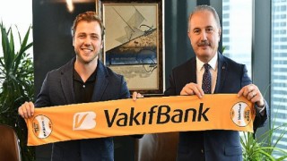 VakıfBank’ın yeni marka yüzü Tolga Sarıtaş oldu