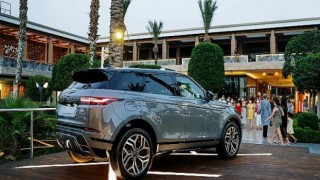 Range Rover Evoque Bodrum Yalıkavak Marina’da Meraklılarıyla Buluşuyor