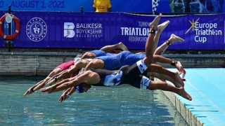 Oral-B Ana Sponsorluğundaki Balıkesir Triatlon Türkiye Kupası Yapıldı