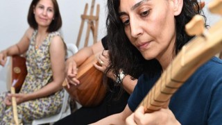 Çukurova’da Bağlama Sevgisi