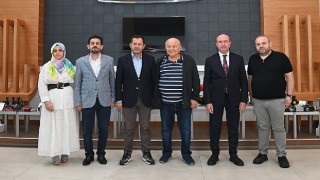 AK Parti Konya Milletvekili Altunyaldız ile Başken Pekyatırmacı'dan pazar ve sanayi ziyareti