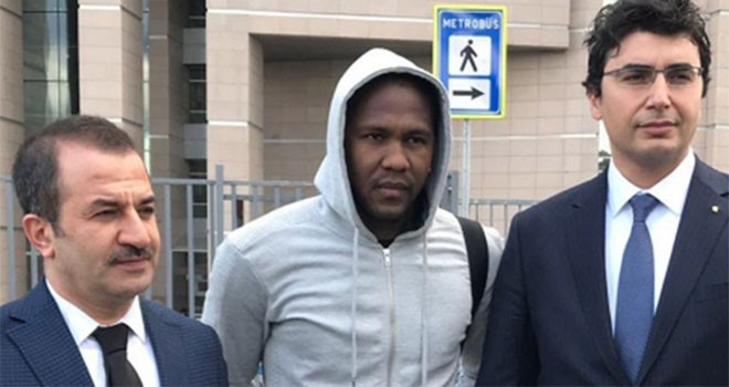 Trabzonspor'lu Rodallega dolandırıldı !