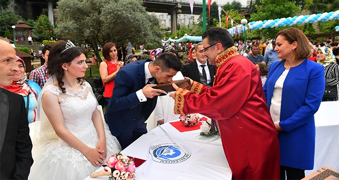 Ortahisar, 2018 yılında toplam 2217 adet nikah kıydı