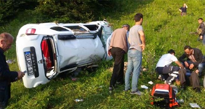 Tonya'da Yayla Dönüşü Kaza: 1 Ölü 3 Yaralı