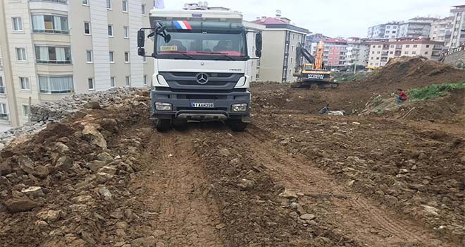 Zafonoz Caddesi’nde imar yolu yapılıyor