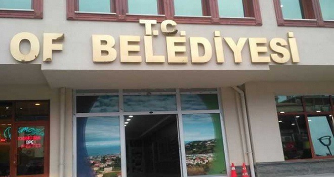 Of Belediye binasına T.C. ibaresi eklendi